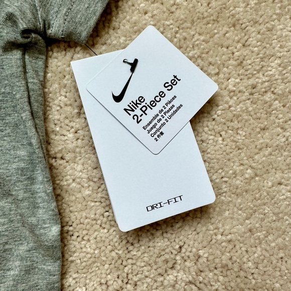 Nike 2 Piece Set - T-shirt and Dri-Fit Shorts Set - Picture 6 of 7